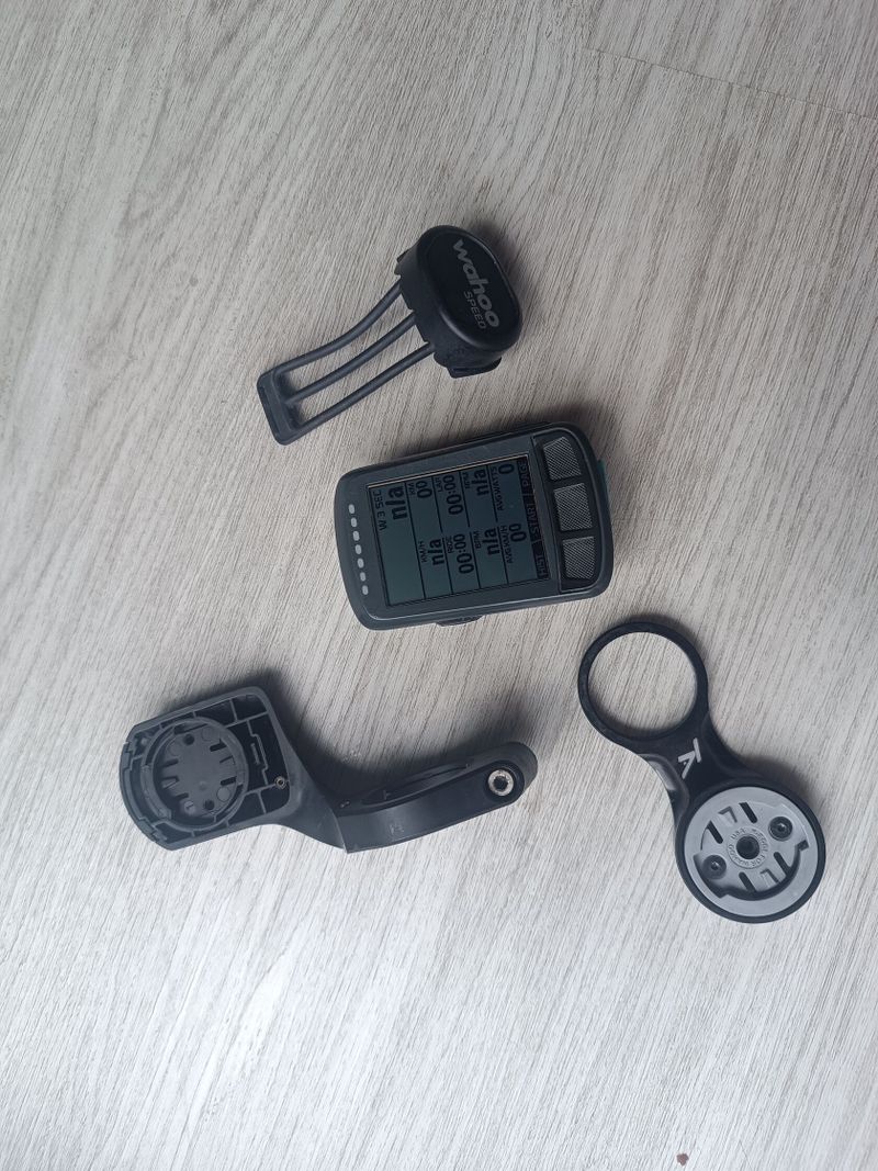 Wahoo element bolt s příslušenstvím 