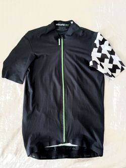 Letní dres Assos Equipe RS