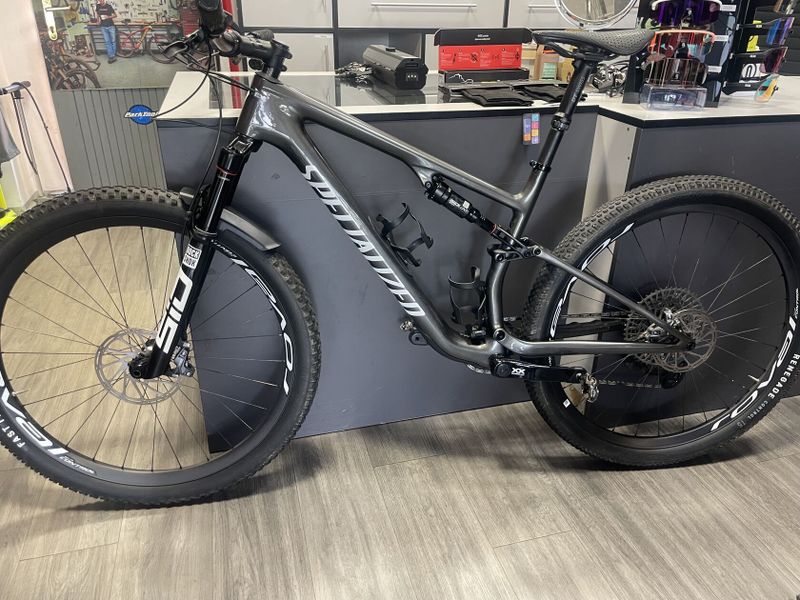 Specialized Epic 8 Expert ++ vel. L