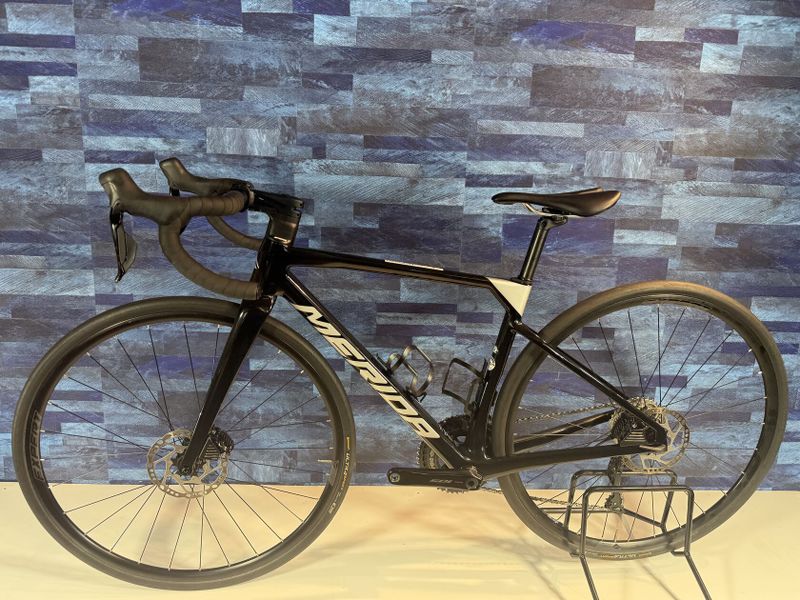 Rozvoz po ČR - Merida 2024 - Scultura 6000 elektrické řaz. 2x12 - vel. XXS pro 150-160cm (kolo č.1)