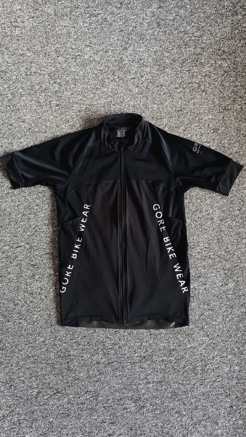 PRODÁM CYKLISTICKÉ DRESY