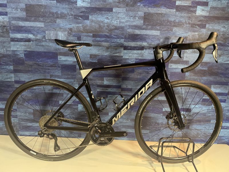 Rozvoz po ČR - Merida 2024 - Scultura 6000 elektrické řaz. 2x12 - vel. M pro 175-181cm (kolo č.58)