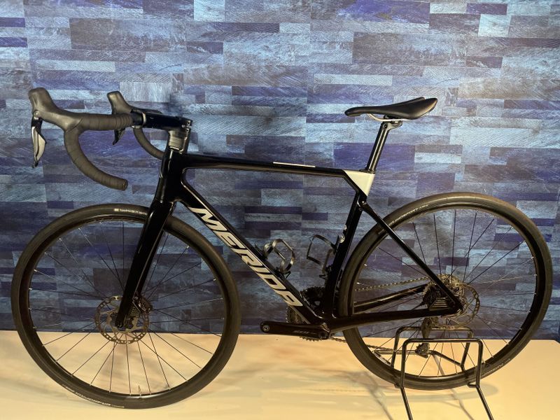 Rozvoz po ČR - Merida 2024 - Scultura 6000 elektrické řaz. 2x12 - vel. M pro 175-181cm (kolo č.58)