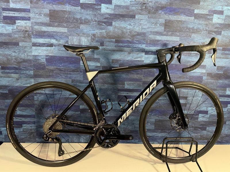 Rozvoz po ČR - Merida 2024 - Scultura 6000 elektrické řaz. 2x12 - vel. M pro 175-181cm (kolo č.75)