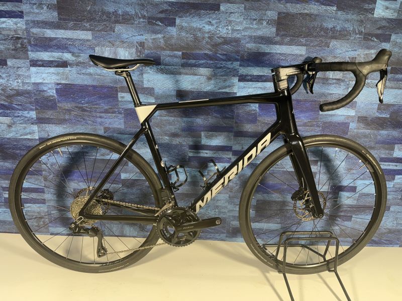Rozvoz po ČR - Merida 2024 - Scultura 6000 elektrické řaz. 2x12 - vel. XL pro 189-196cm (kolo č.168)