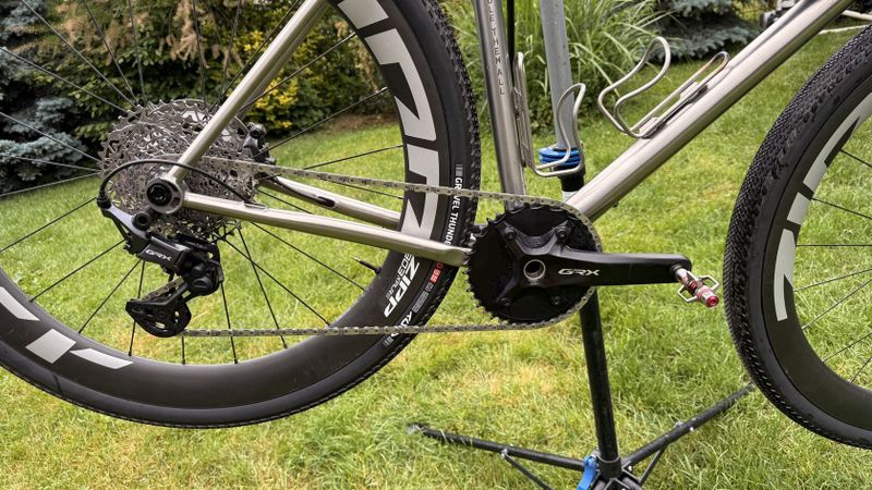 Titanova gravel ramova sada Merit vel. L