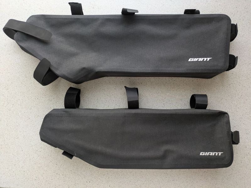 Giant Revolt 0, model 2021, koupeno 08/2022