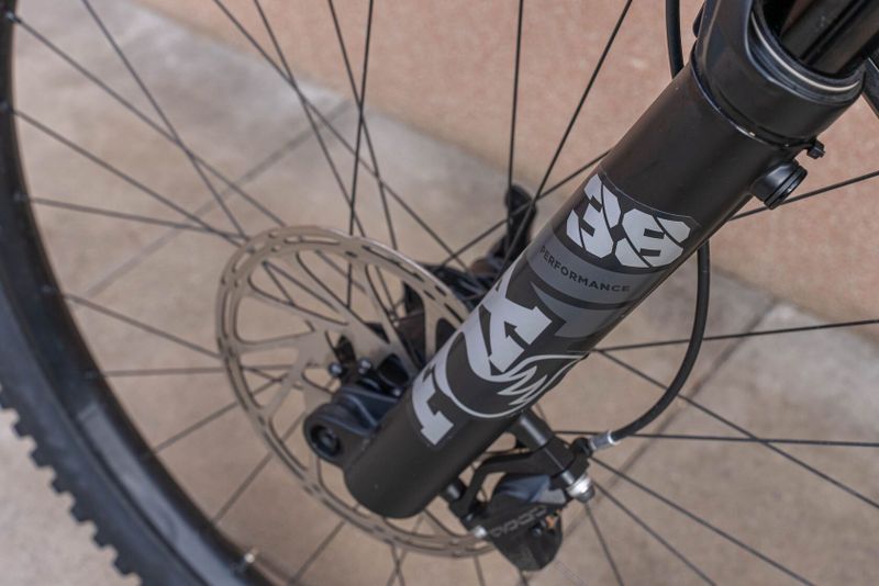 YT CAPRA CORE 2 MX I TOP STAV