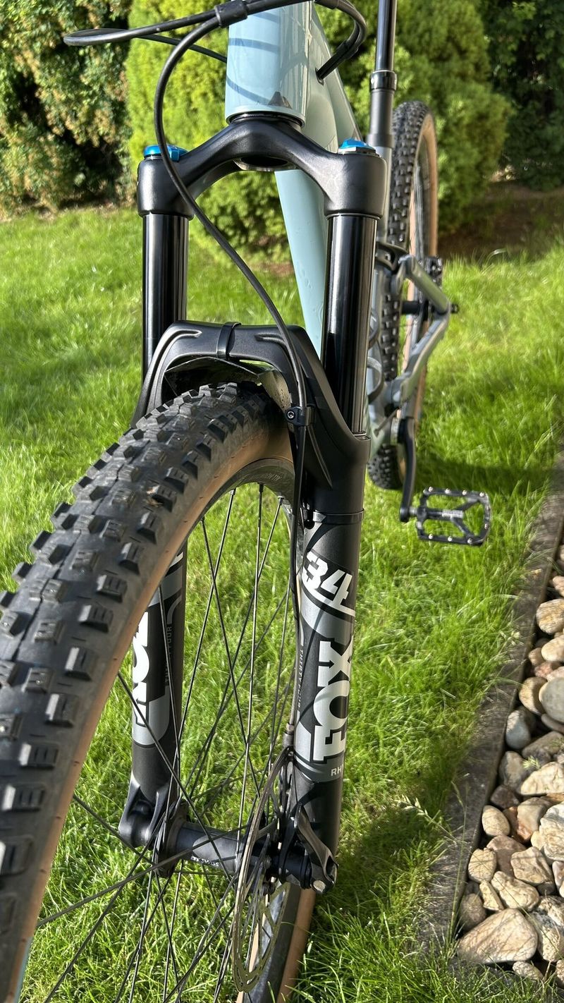Canyon Neuron 6 (2023) - velikost M (stále v záruce)
