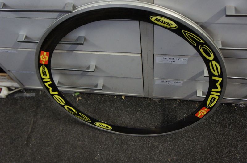 Mavic Cosmic zadní 20děr.