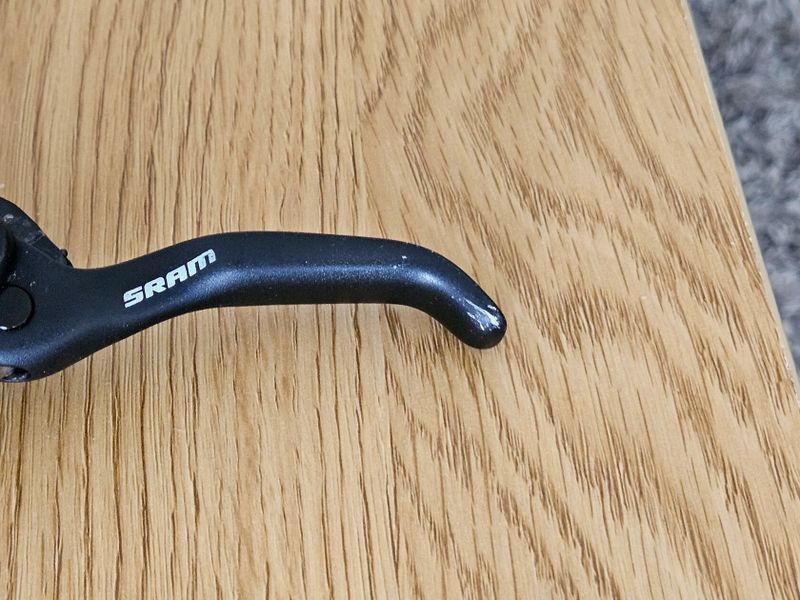 Brzdy Sram G2 R