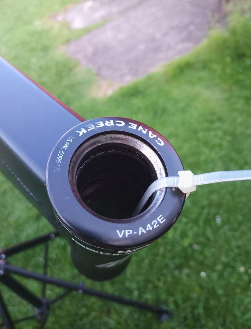 Dirtový rám Force, ALU na 26", vel.14"