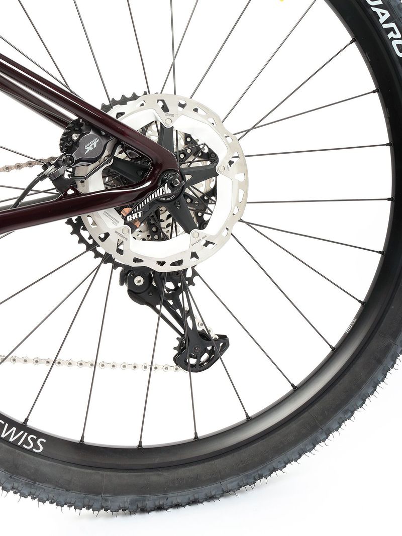 Nové kolo MTB 29" FOCUS Raven 9.9 SHIMANO XT 1x12 tmavě vínově červené lesklé - vel. S (16,5")