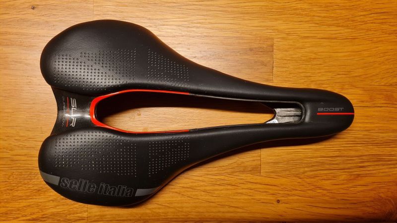 Prodám Selle Italia SLR Boost Kit Carbonio Superflow L3