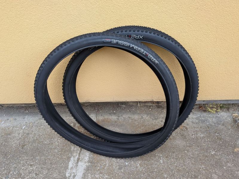 pláště Bontrager XR2 Team Issue TLR 29x2.20"