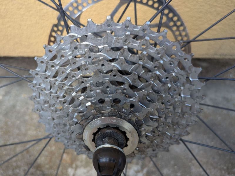 zapletená kola DT Swiss X1800 26"