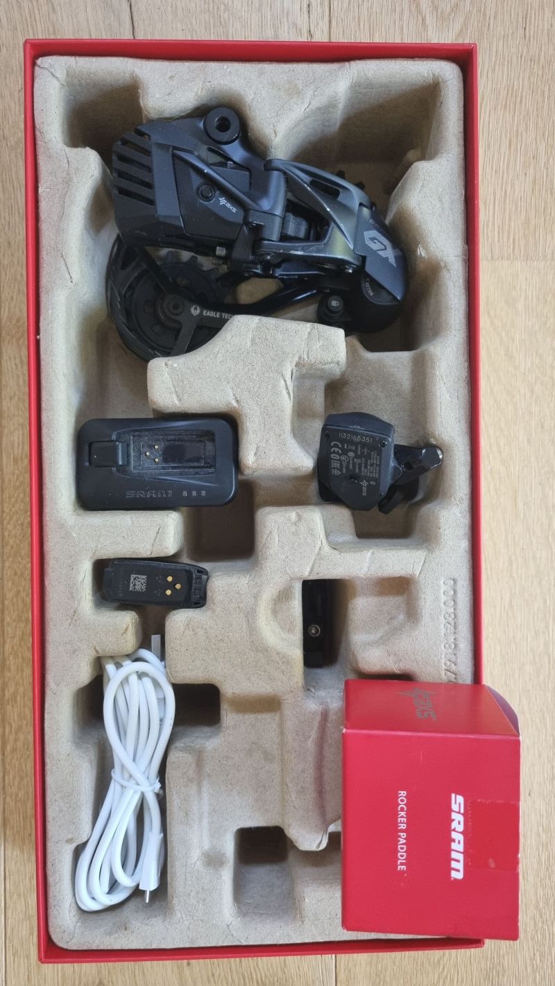 Prodám přehazovačku AXS Sram GX
