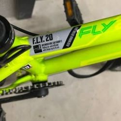 Prodám dětské kolo Superior FLY 20"