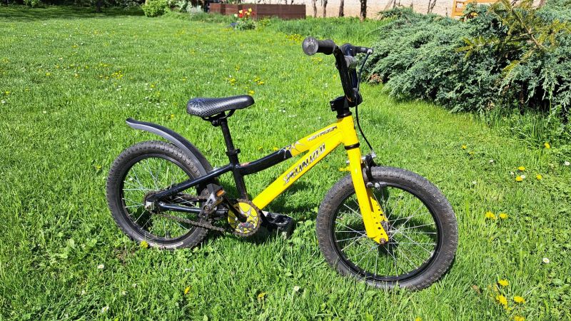 Specialized Hotrock 16"