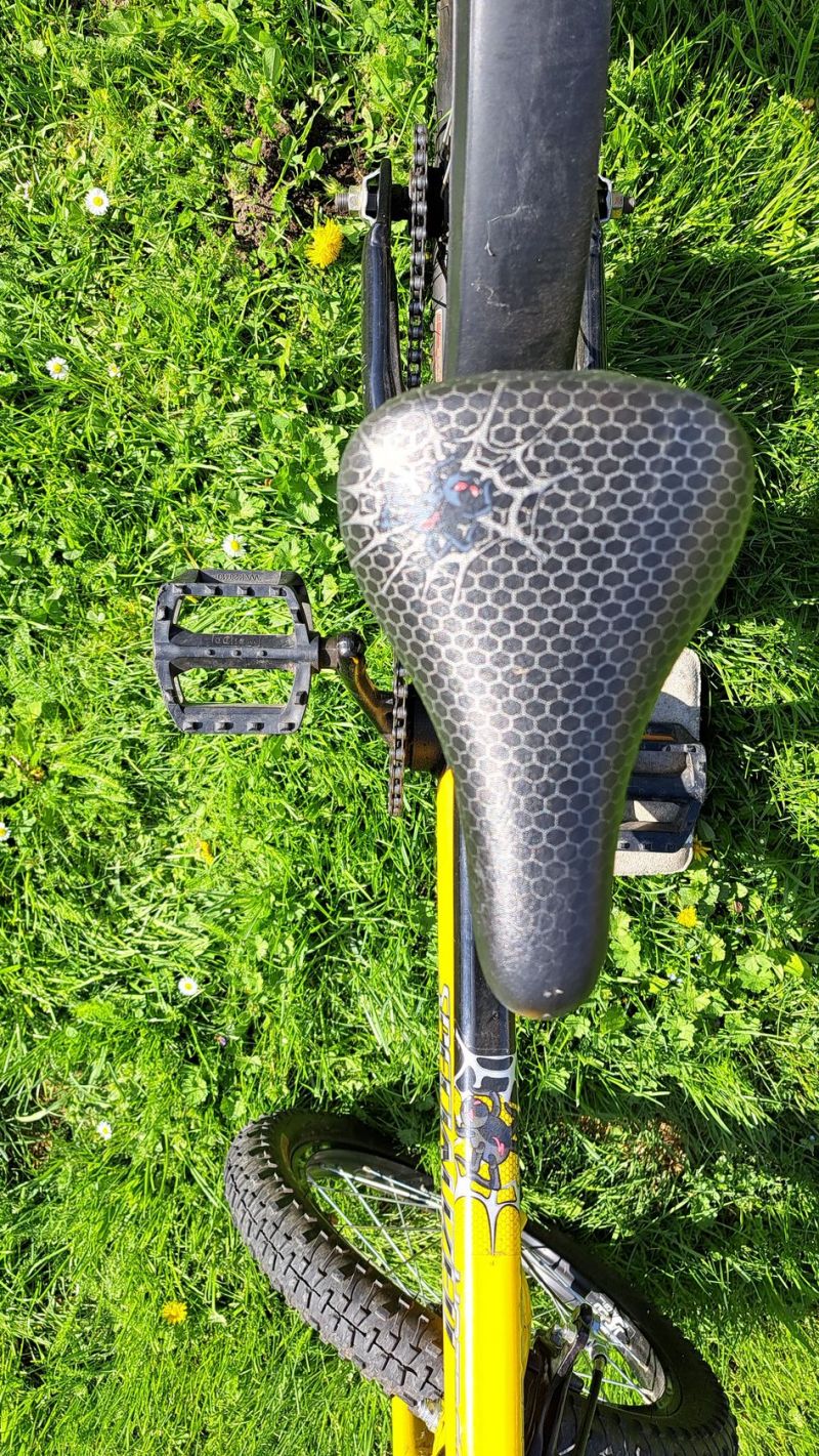 Specialized Hotrock 16"