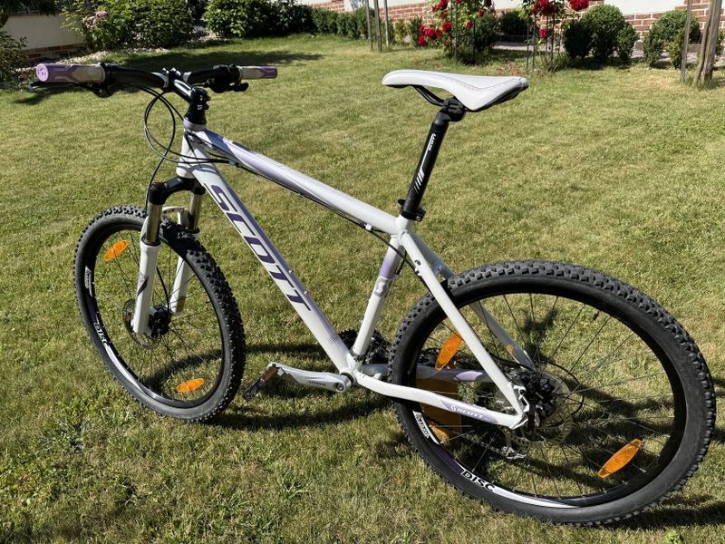 Scott Scale 30 Contessa