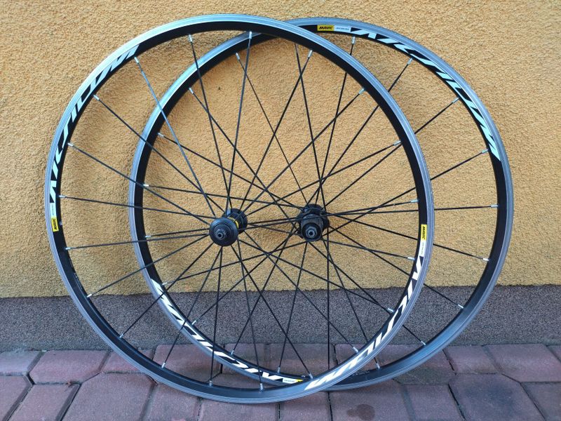 Mavic Aksium, zapletená kola 
