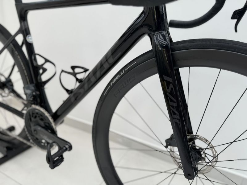 Isaac Element Crystal Black Disc 2022, Sram Force Axs, Špičkový závodný bicykel