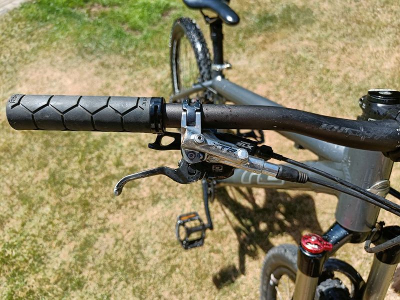 RB Monster 4X, postaveny pro dite