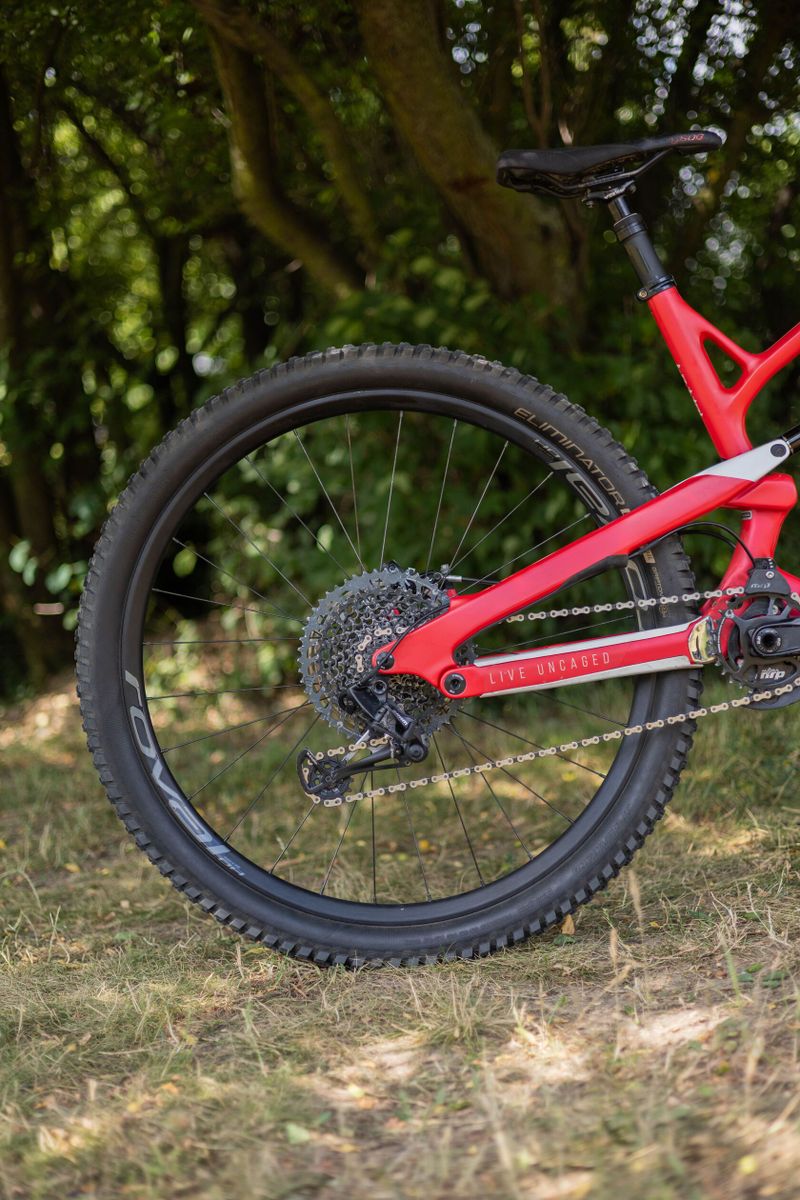 YT Jeffsy CF Pro L 29 