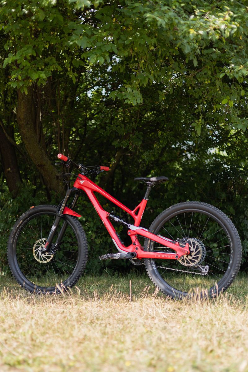 YT Jeffsy CF Pro L 29 