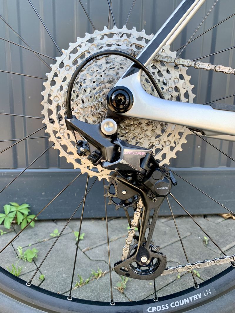 Canyon Exceed CF 5