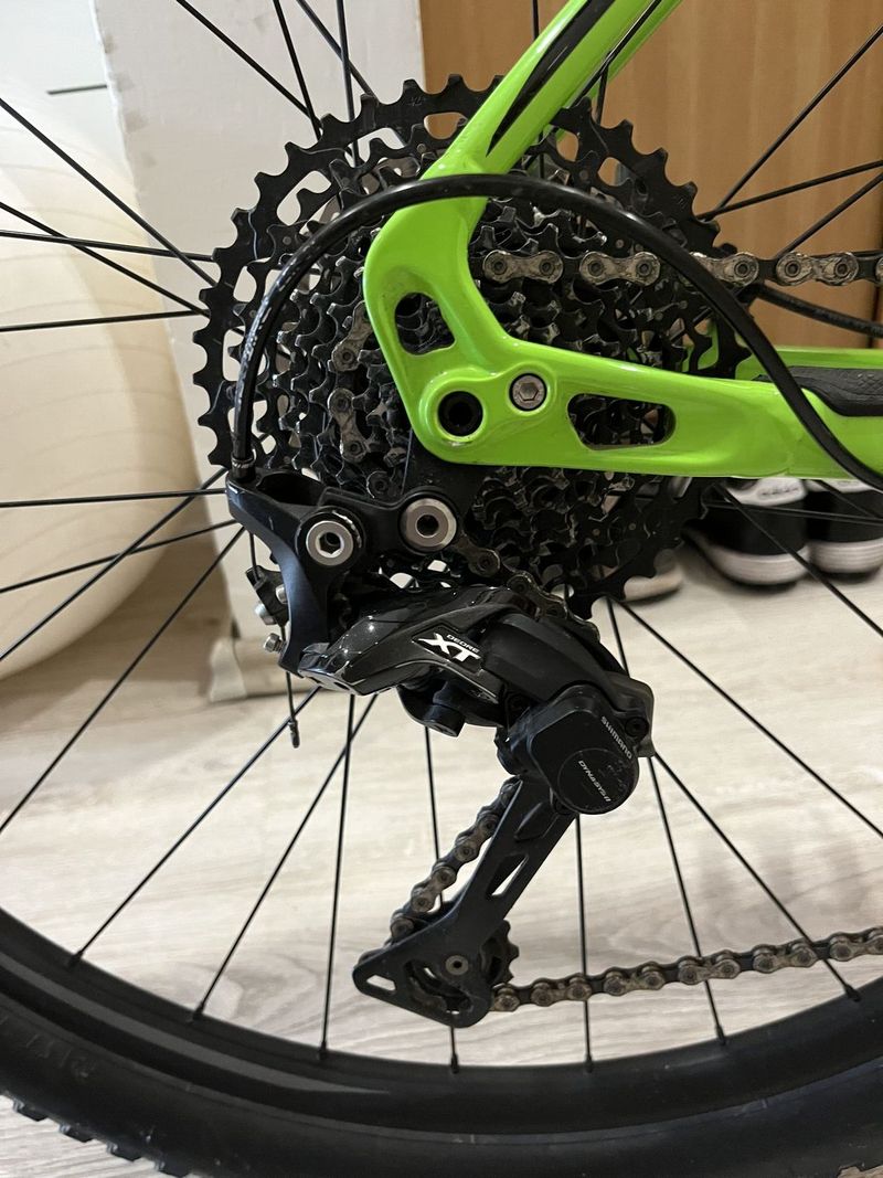 SPECIALIZED EPIC 29" - SLX, Shimano, výborný stav