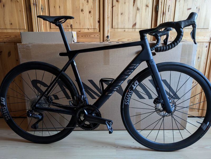 Ultimate CF SLX 8 Di2 Shimano Ultegra Di2 RD-R8150 12s, DT Swiss ARC 1400 Dicut