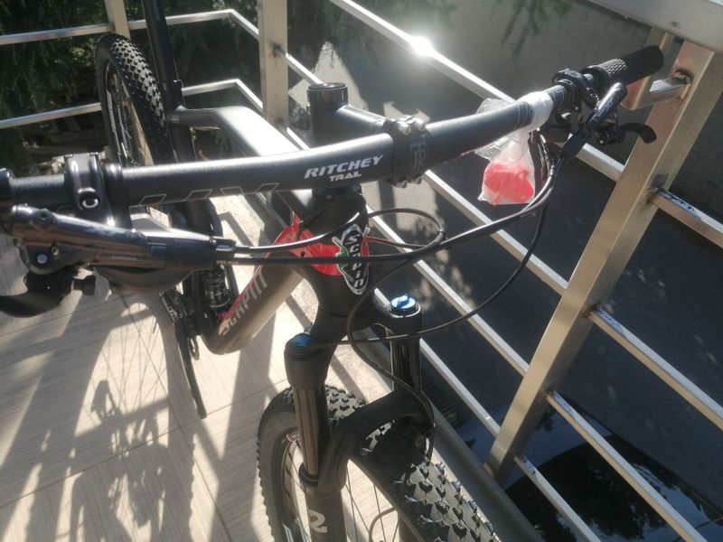 NOVY(0km)29" SCAPIN-GEKO CARBON XT