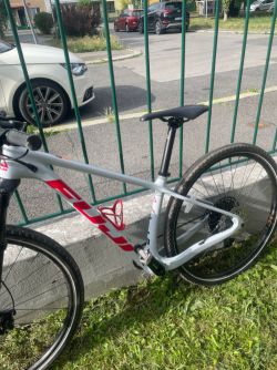 Fuji SLM 29 2.7 jet gray karbonové horské kolo