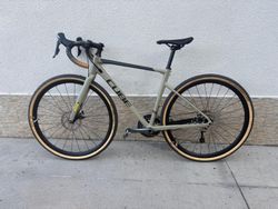 GRAVEL Cube Nuroad Pro