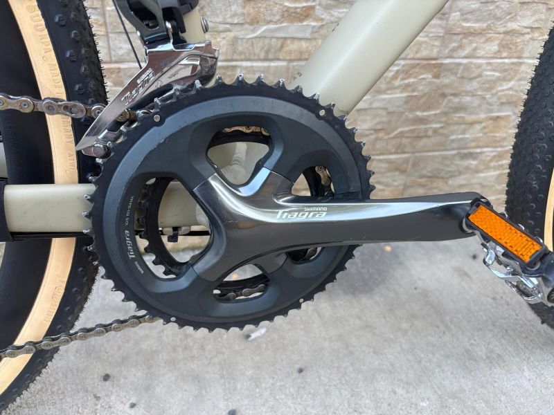 GRAVEL Cube Nuroad Pro