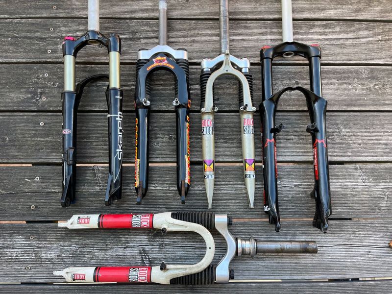 Retro MTB vidlice Rock Shox, Marzocchi, Manitou