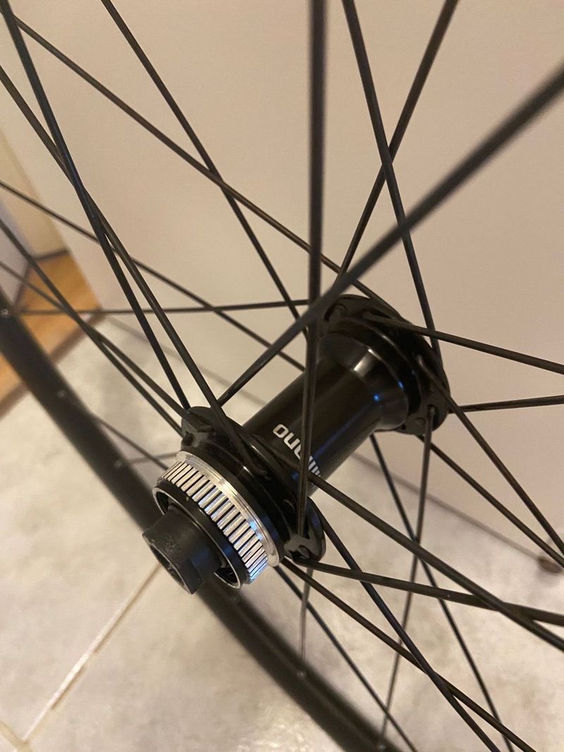 Zapletená kola z Orbea Orca M30 - 2024