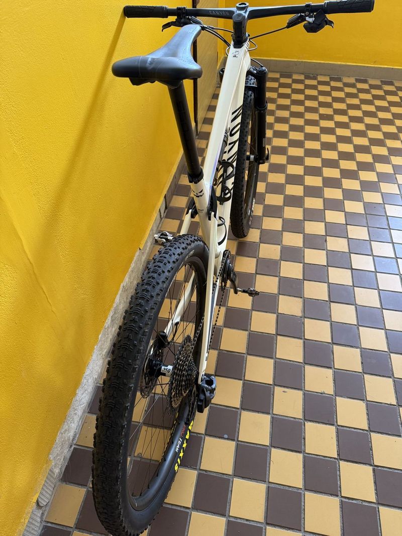 Prodám CANYON LUX CF SLX Limited
