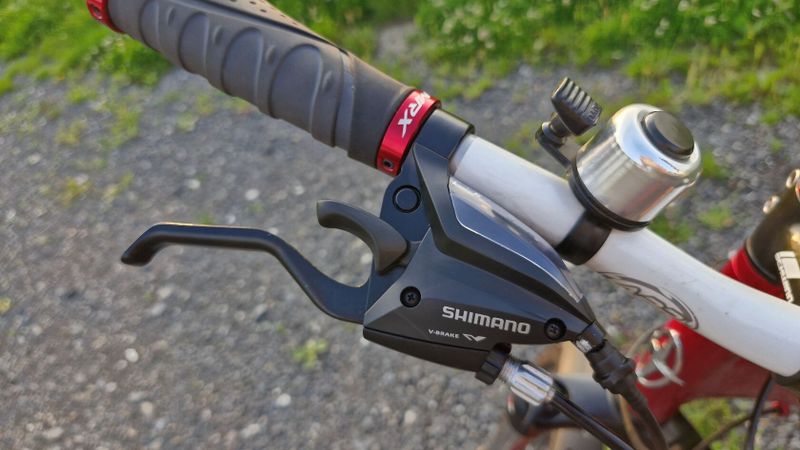 Pánské / dámské kolo Schwinn Mesa vel.M, 26", 3x8.
