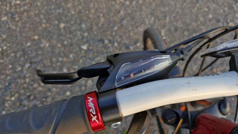 Pánské / dámské kolo Schwinn Mesa vel.M, 26", 3x8.