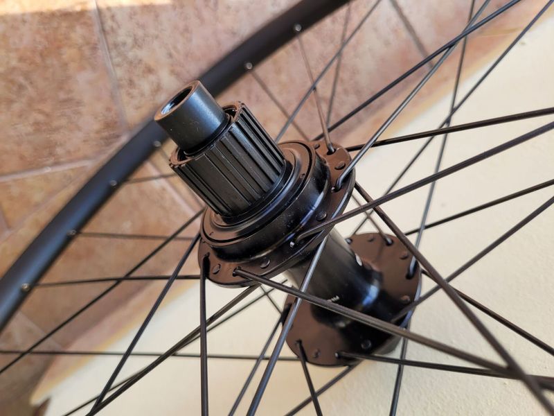 Zapletená kola Orbea OC1 25c