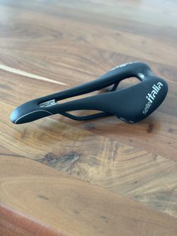Selle Italia SLR TM Superflow L3 sedlo, 145 mm