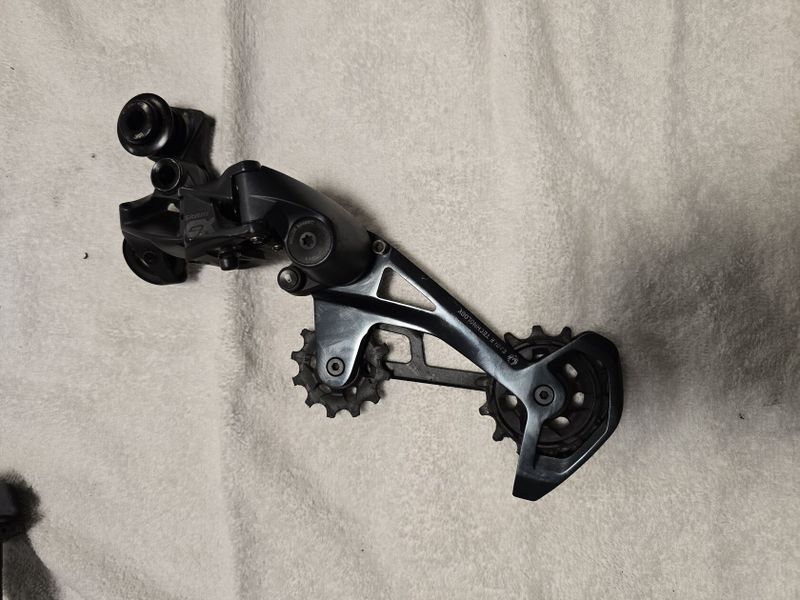 Přehazovačka SRAM GX + Řazení NX, 12 rychlostí