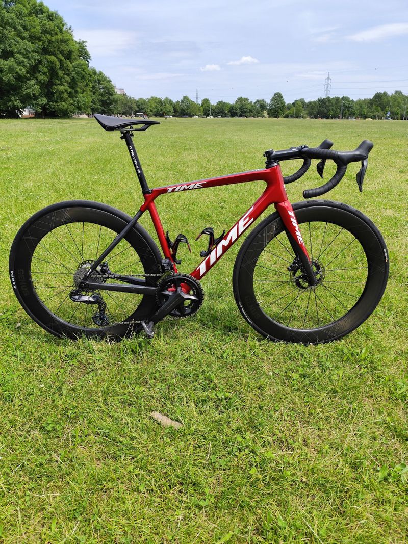 TIME Alpe d'huez - Ultegra Di2 12s, ERE Genus 65mm karbon, vel.52