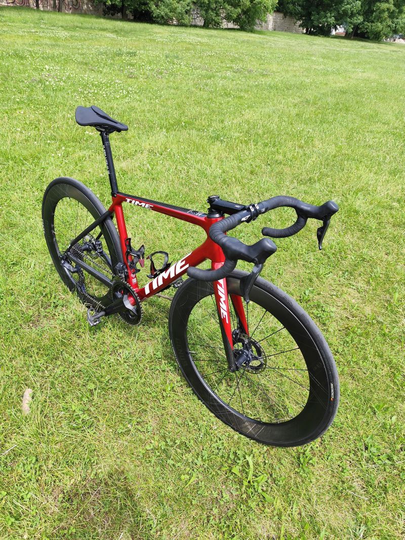 TIME Alpe d'huez - Ultegra Di2 12s, ERE Genus 65mm karbon, vel.52