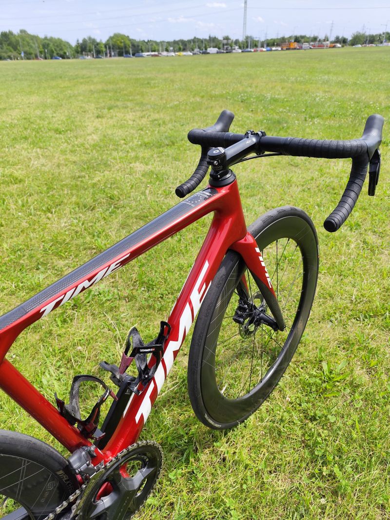 TIME Alpe d'huez - Ultegra Di2 12s, ERE Genus 65mm karbon, vel.52
