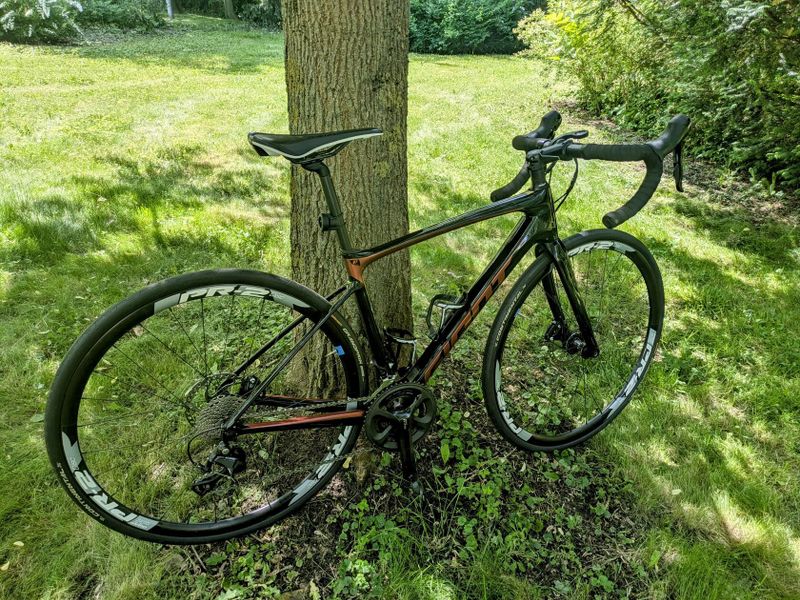 Giant Defy Advanced - nový rám Defy Advanced 0 s doživotní zárukou!