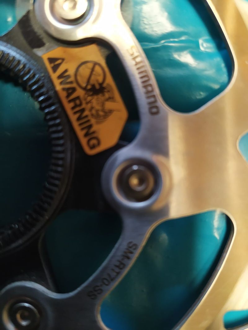 Shimano SM-RT70 brzdový kotouč, 140 mm, Center Lock s vnitřní maticí, Ice Tech